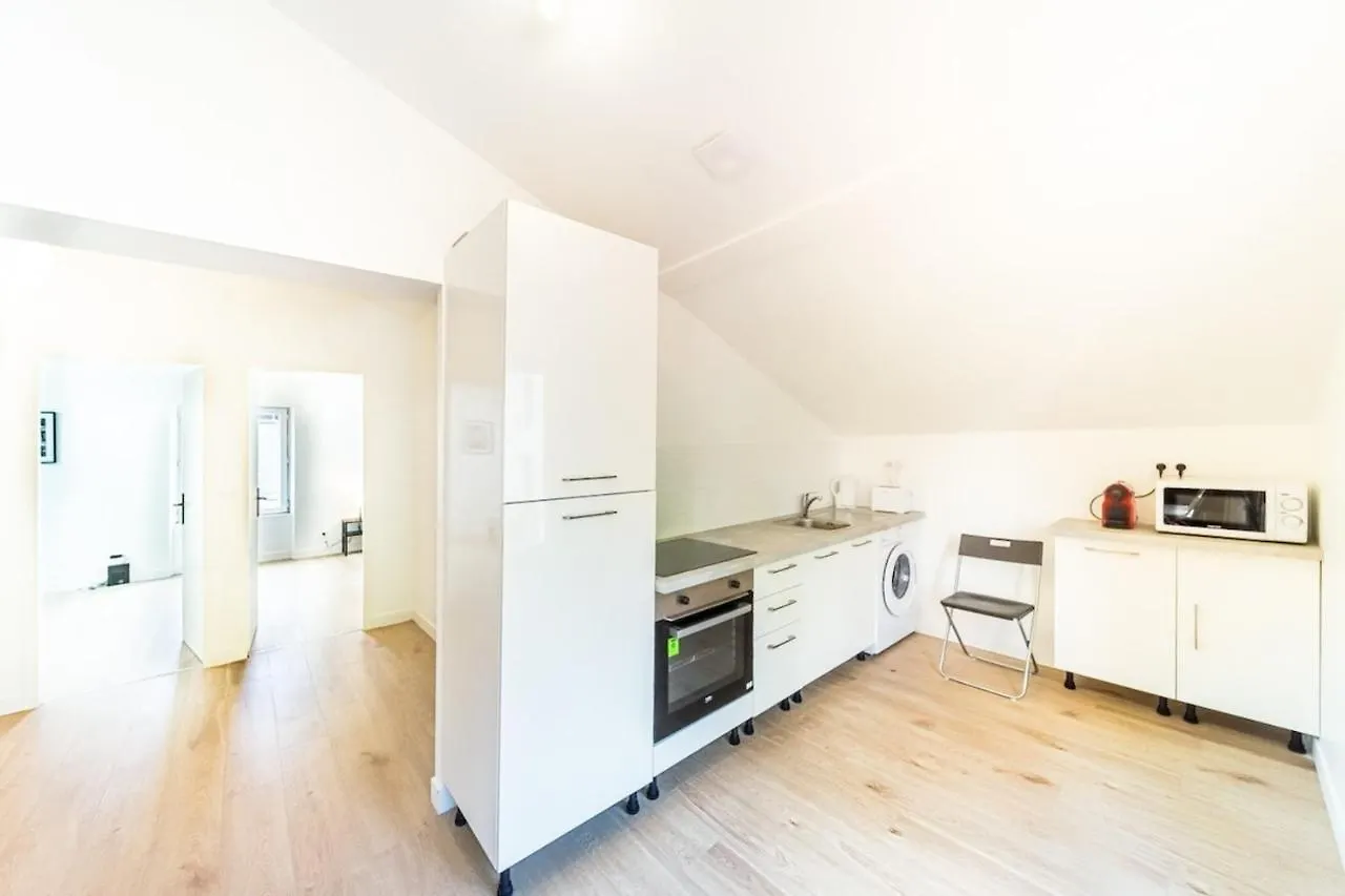 Le Pelisson 6 People Functional Gratte Ciel Apartment Villeurbanne